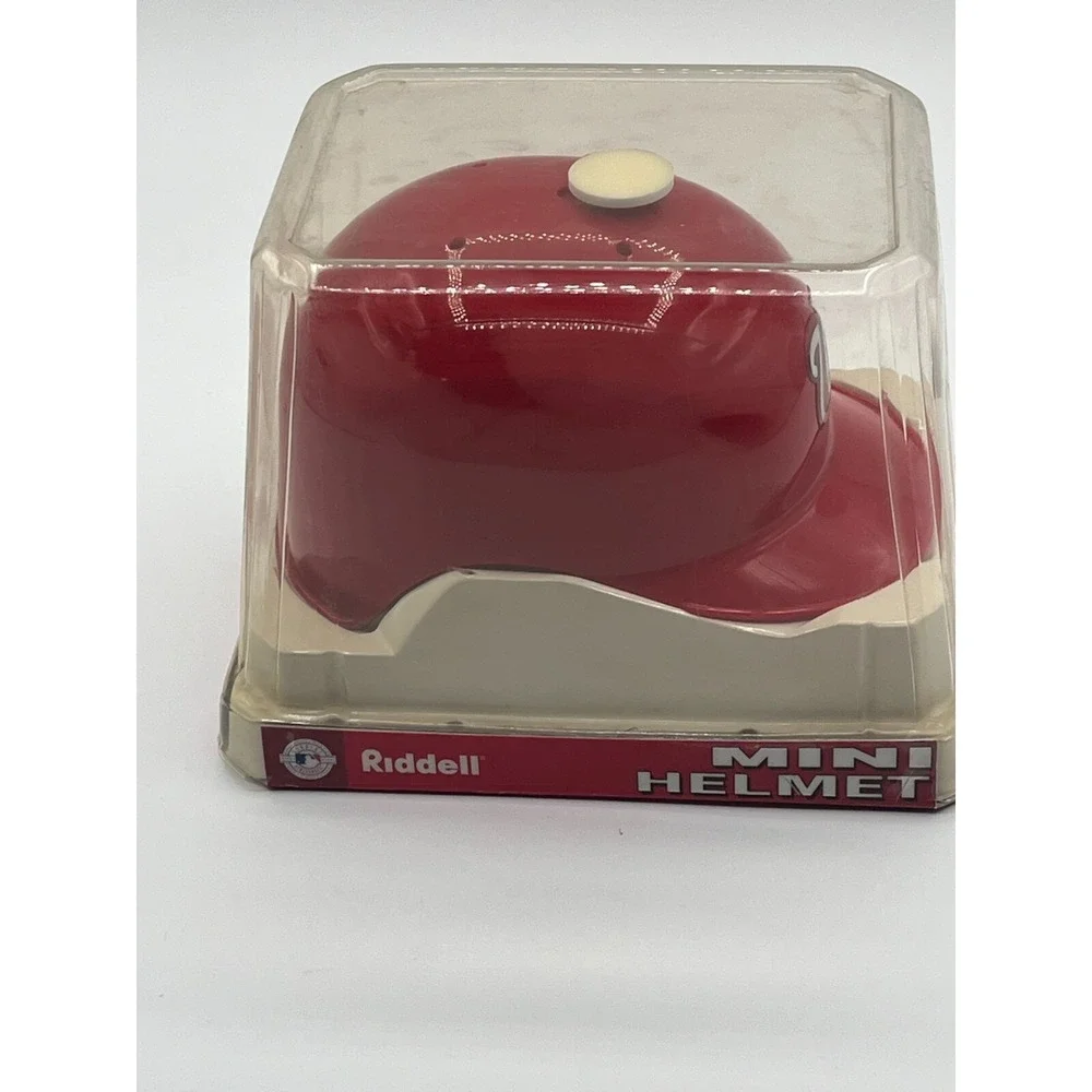 Vintage Washington Nationals 2006 Riddle‎ Mini Helmet with stand